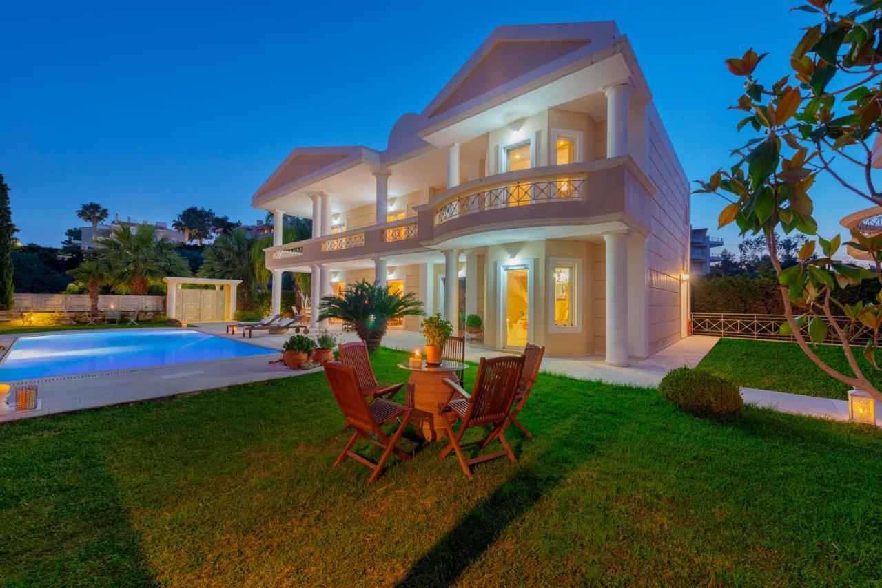 The Painters Luxurious Villa อานาวีซอส ภายนอก รูปภาพ