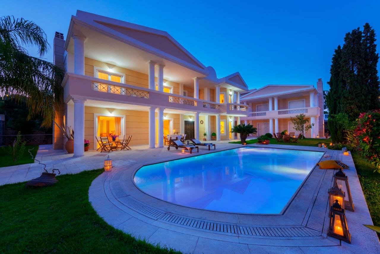 The Painters Luxurious Villa อานาวีซอส ภายนอก รูปภาพ